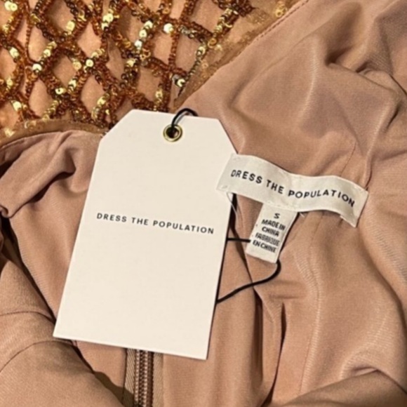 DRESS The Population Luna Gold Sequin Embellished V-Neck Cocktail Mini Dress - Picture 13 of 13